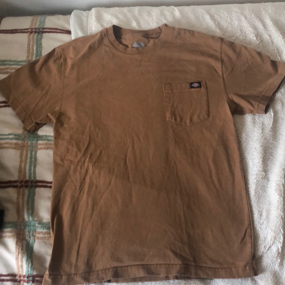 Men’s Dickies pocket T shirt